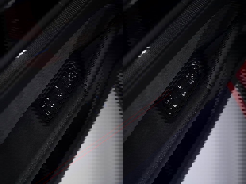 New 2026 Porsche Cayenne GTS image 14