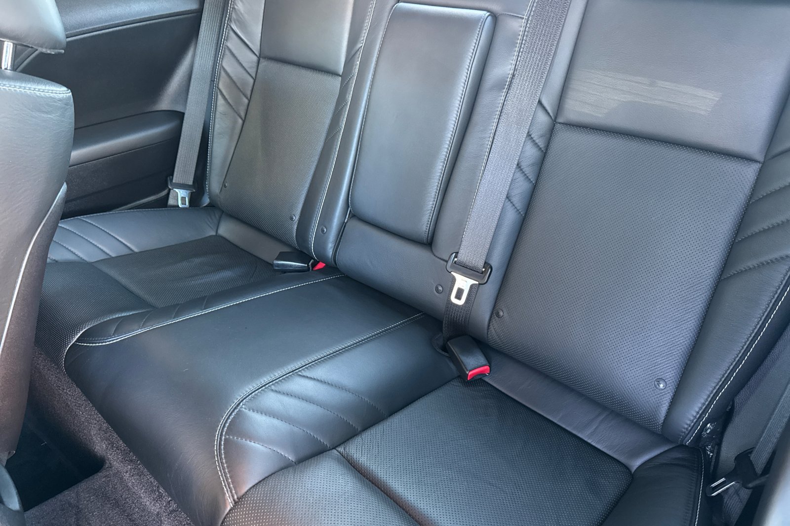 Used 2016 Dodge Challenger SRT Hellcat RWD image 14