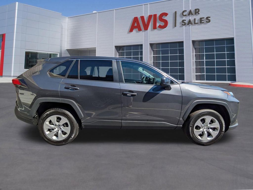Used 2024 Toyota RAV4 LE image 38