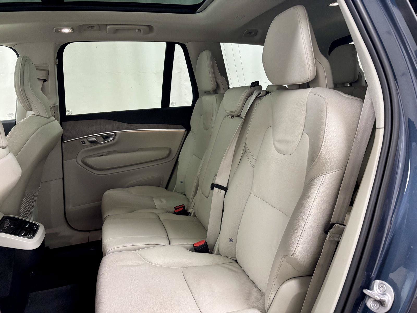 Used 2023 Volvo XC90 B6 Plus w/ Protection Package Premier AWD/4WD image 19