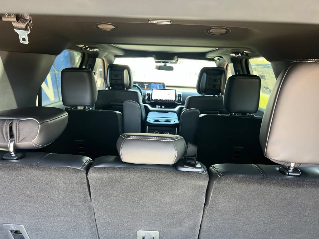 New 2027 Ford Expedition Max Platinum w/ Stealth Appearance Package AWD/4WD image 11