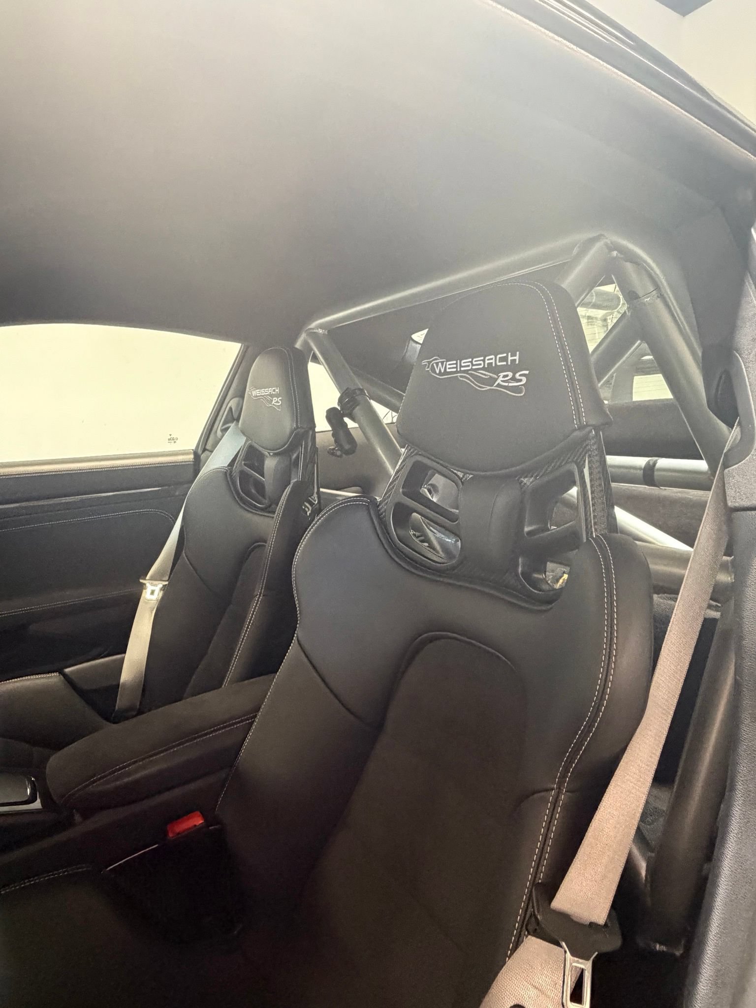 Used 2019 Porsche 911 GT3 RS w/ Weissach Package RWD image 6
