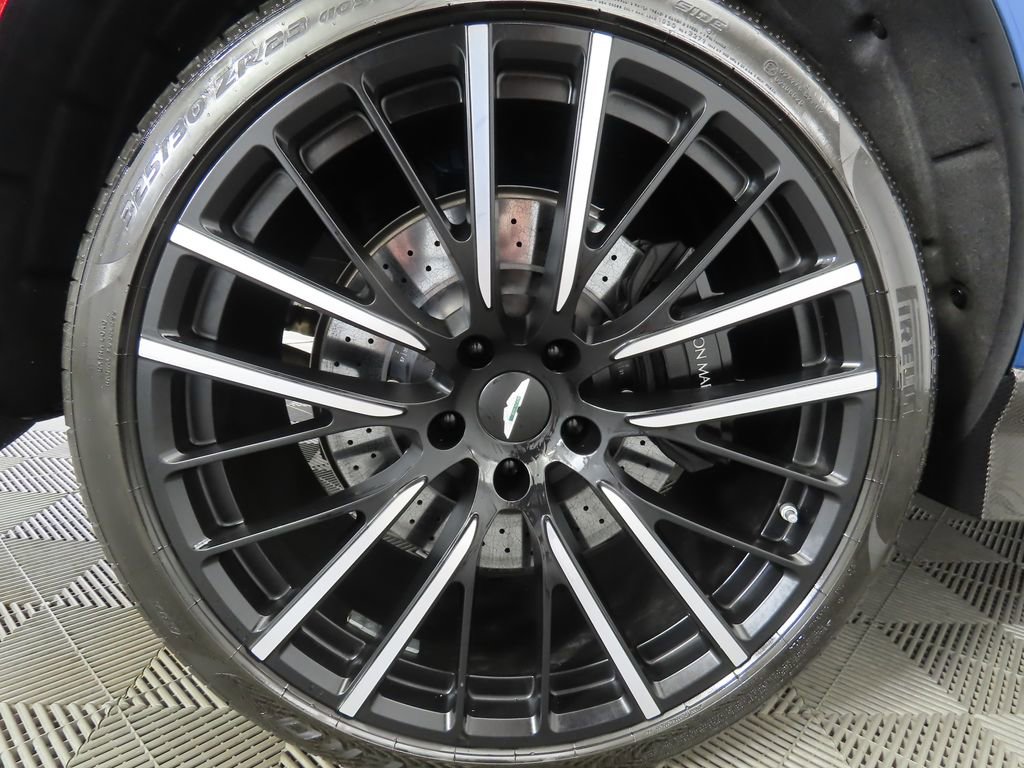 Used 2023 Aston Martin DBX 707 image 31