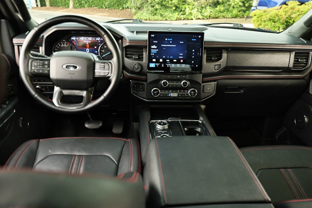 Used 2022 Ford Expedition Limited AWD/4WD image 27