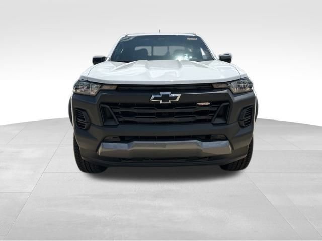 New 2025 Chevrolet Colorado Trail Boss w/ Midnight Edition image 9