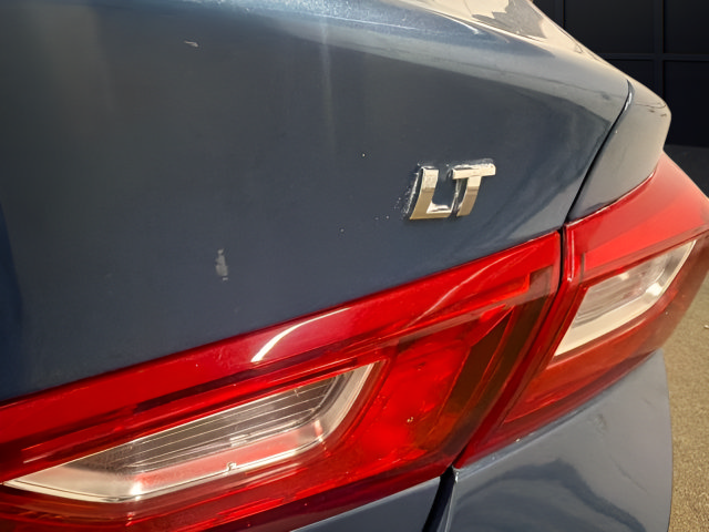 Used 2024 Chevrolet Malibu LT FWD image 9