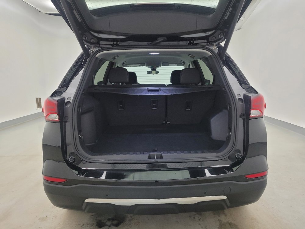 Used 2023 Chevrolet Equinox LT w/ Driver Convenience Package image 29