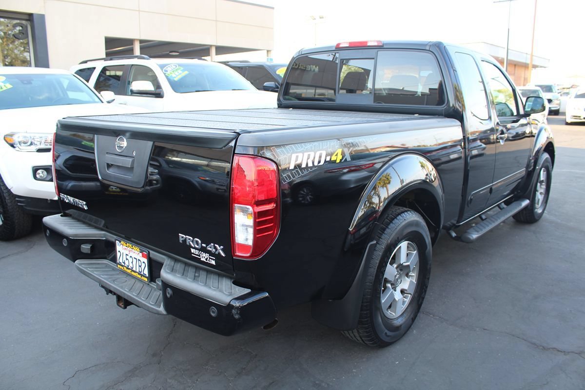 Used 2013 Nissan Frontier PRO-4X AWD/4WD image 8