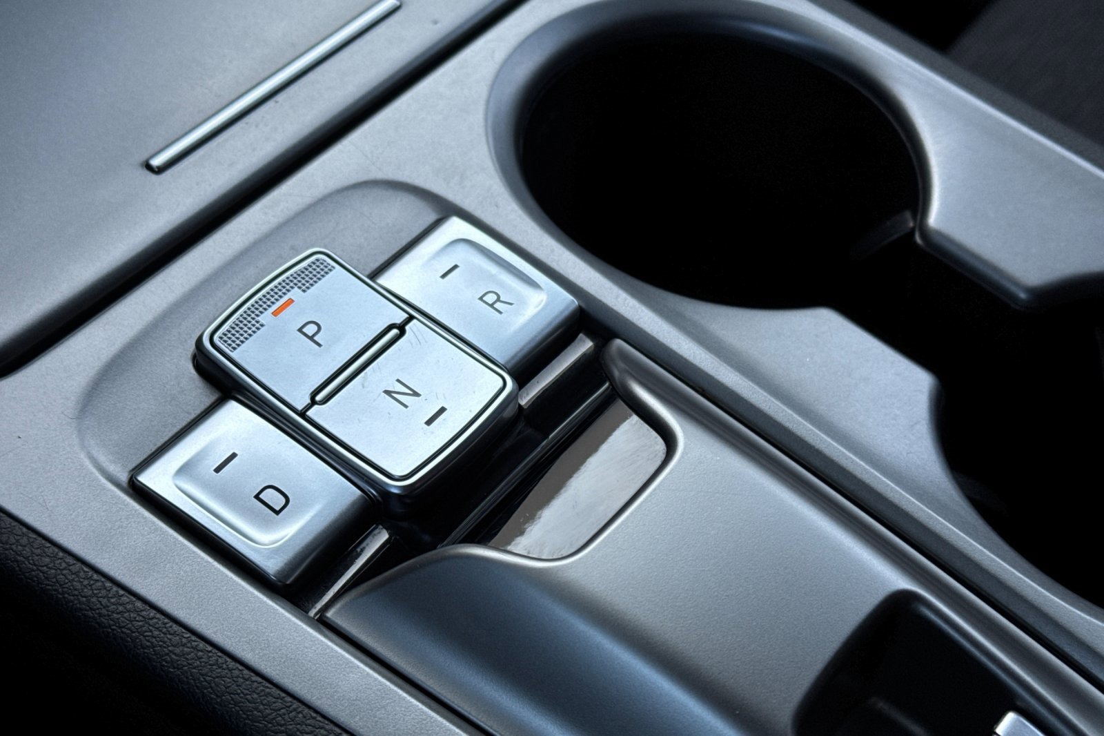 Used 2023 Hyundai Kona SE w/ Cargo Package image 24