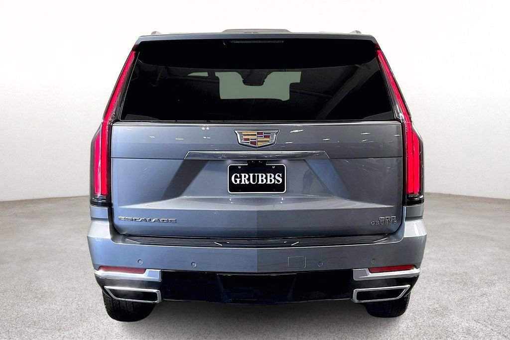 Used 2025 Cadillac Escalade Premium Luxury image 6