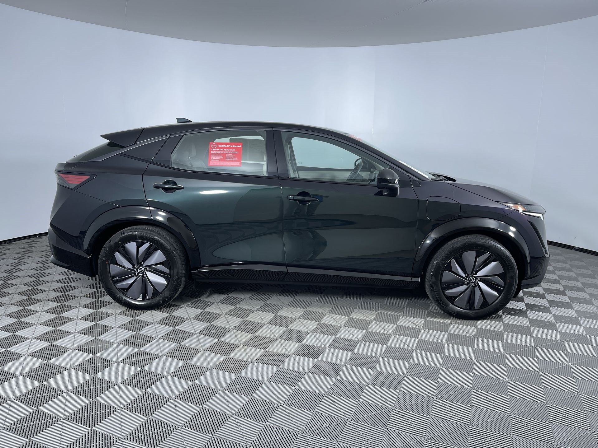 Certified 2024 Nissan Ariya AWD image 10
