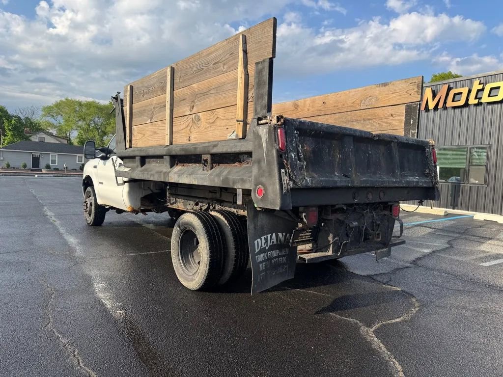 Used 2007 Ford F350 4x4 Regular Cab DRW Super Duty image 2