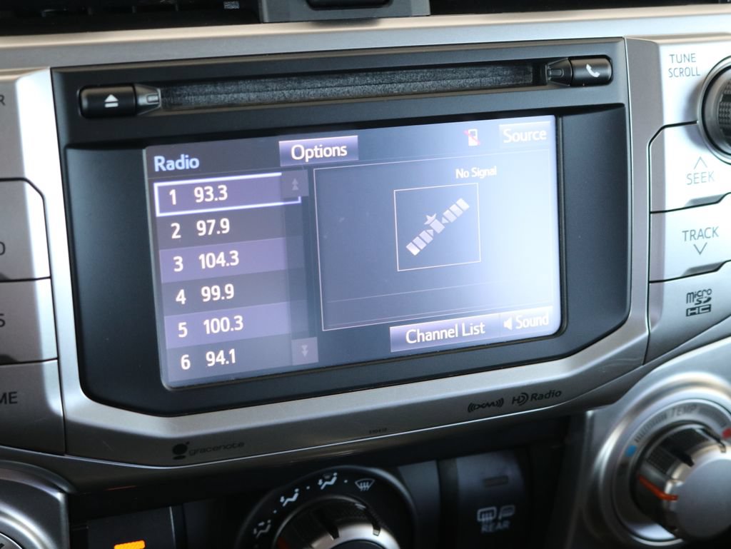 Used 2019 Toyota 4Runner SR5 AWD/4WD image 15