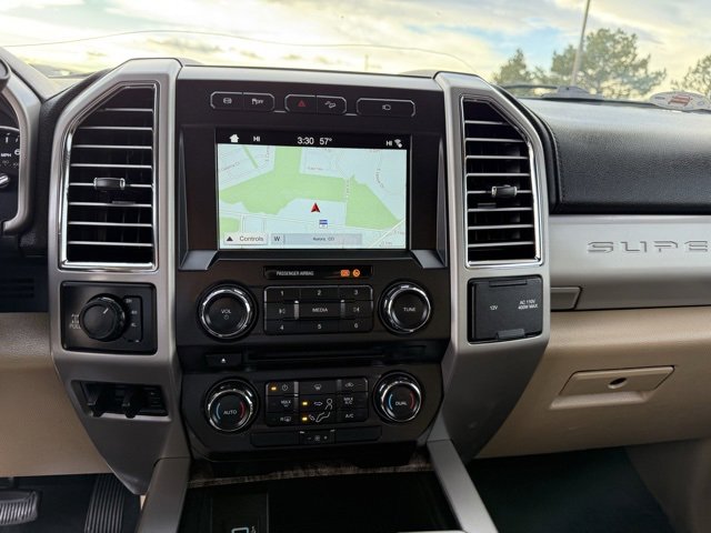 Used 2017 Ford F250 Lariat w/ Chrome Package image 15