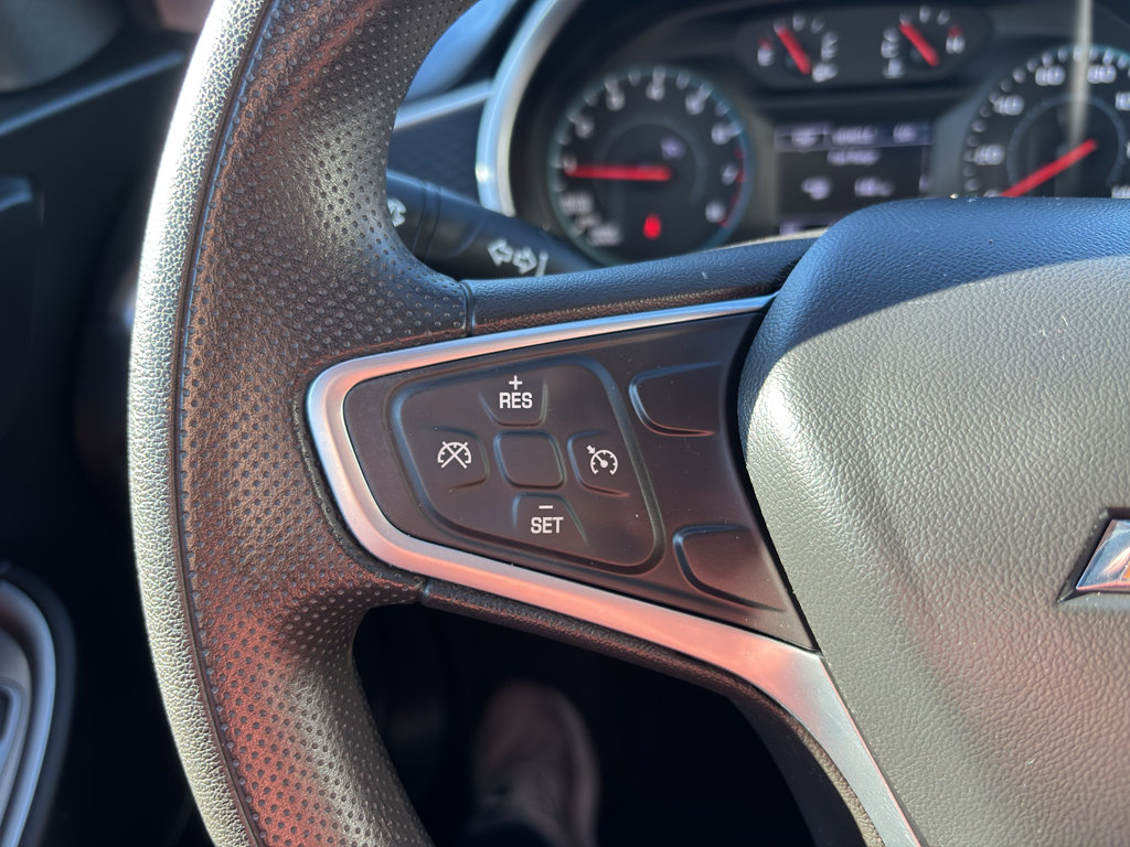 Used 2022 Chevrolet Malibu LT image 19