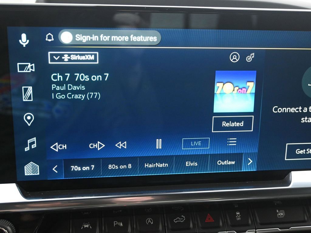 Used 2025 Chevrolet Silverado 1500 High Country w/ Technology Package AWD/4WD image 21