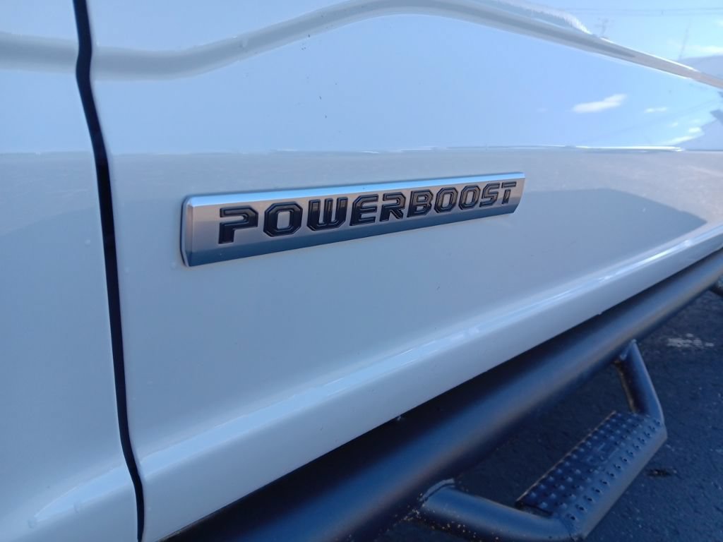 Used 2022 Ford F150 Lariat AWD/4WD image 5