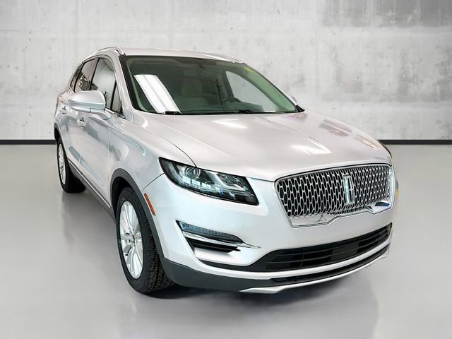 Used 2019 Lincoln MKC Premiere image 3