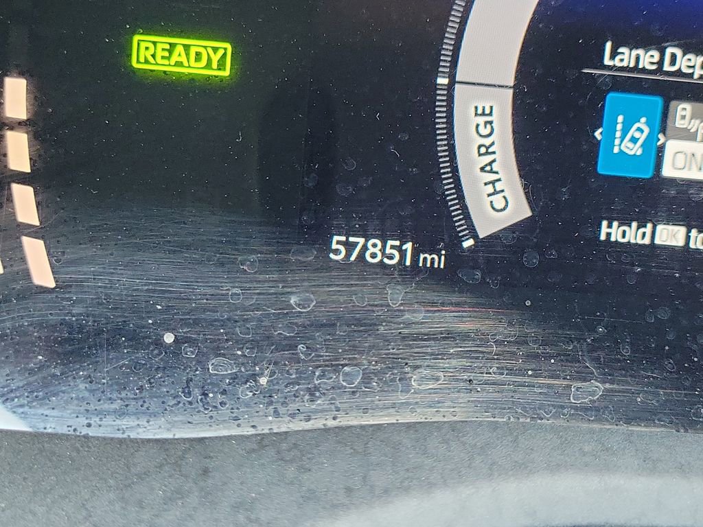 Used 2025 Toyota Camry SE image 24