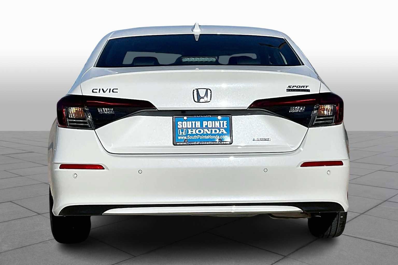 Certified 2025 Honda Civic Sport Touring image 4
