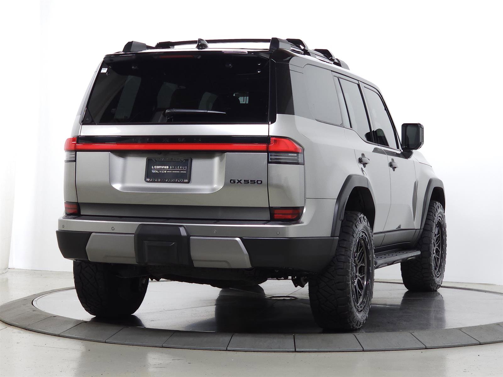 Used 2025 Lexus GX 550 AWD/4WD image 11