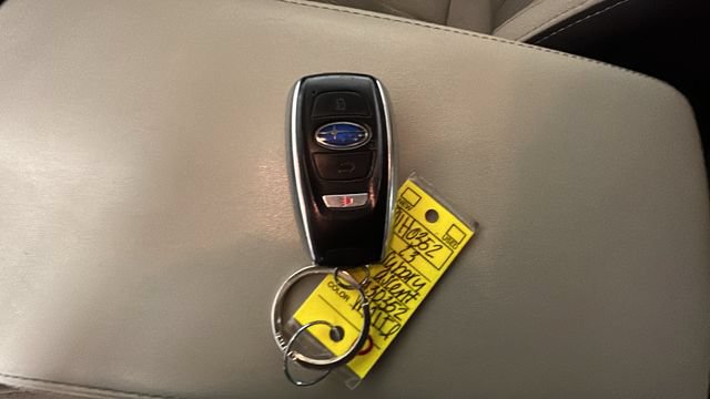 Used 2023 Subaru Ascent Premium w/ Convenience Package AWD/4WD image 21