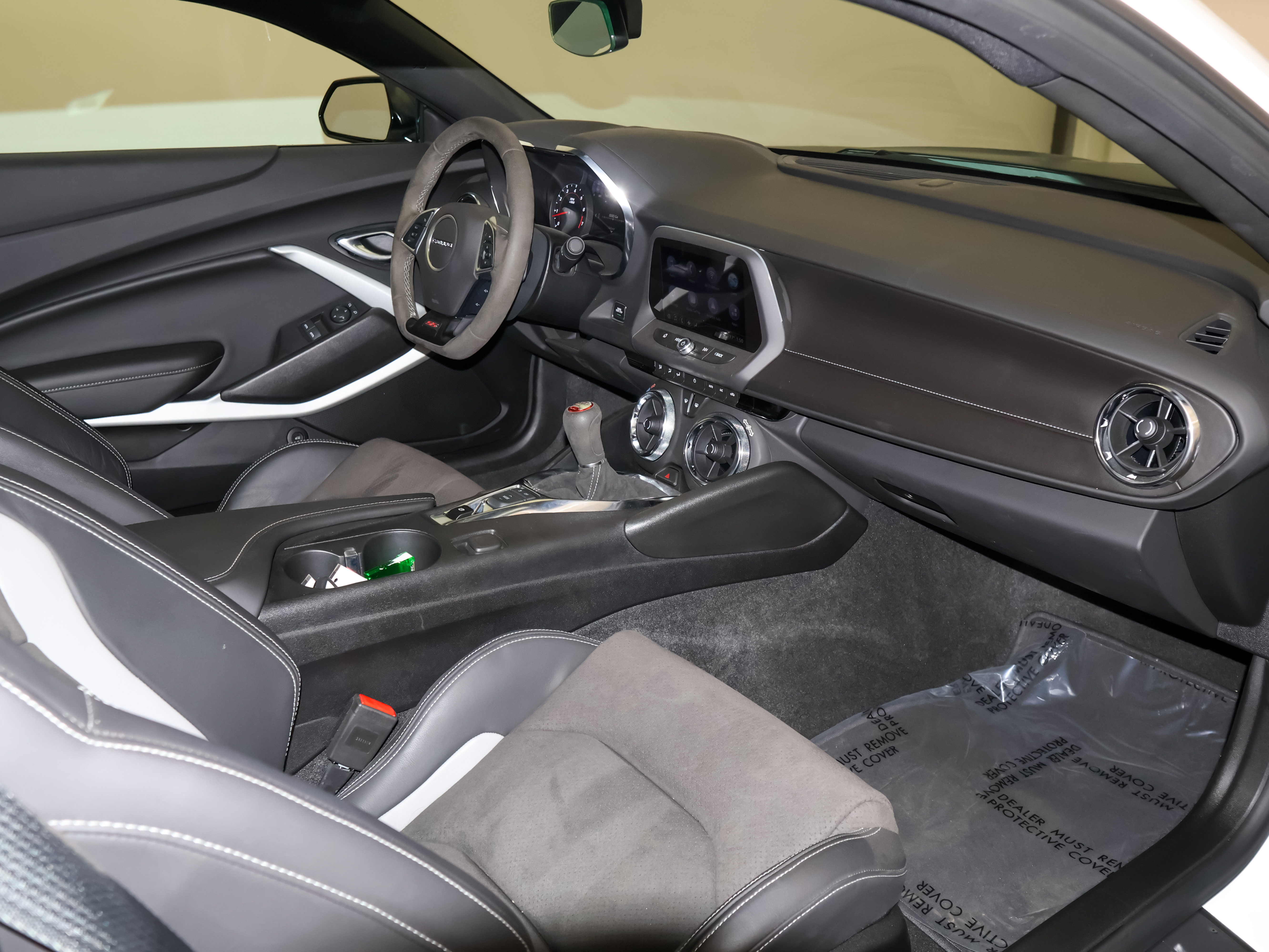 Used 2019 Chevrolet Camaro SS RWD image 22