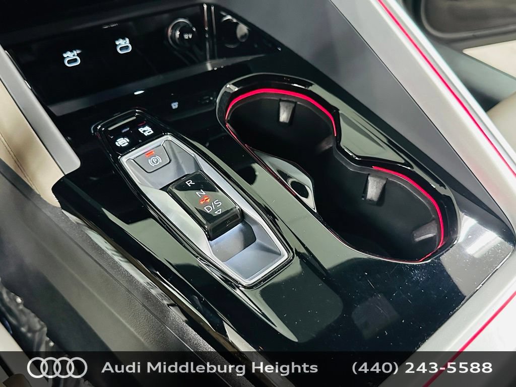 Certified 2025 Audi Q5 Premium Plus w/ Premium Plus AWD/4WD image 16