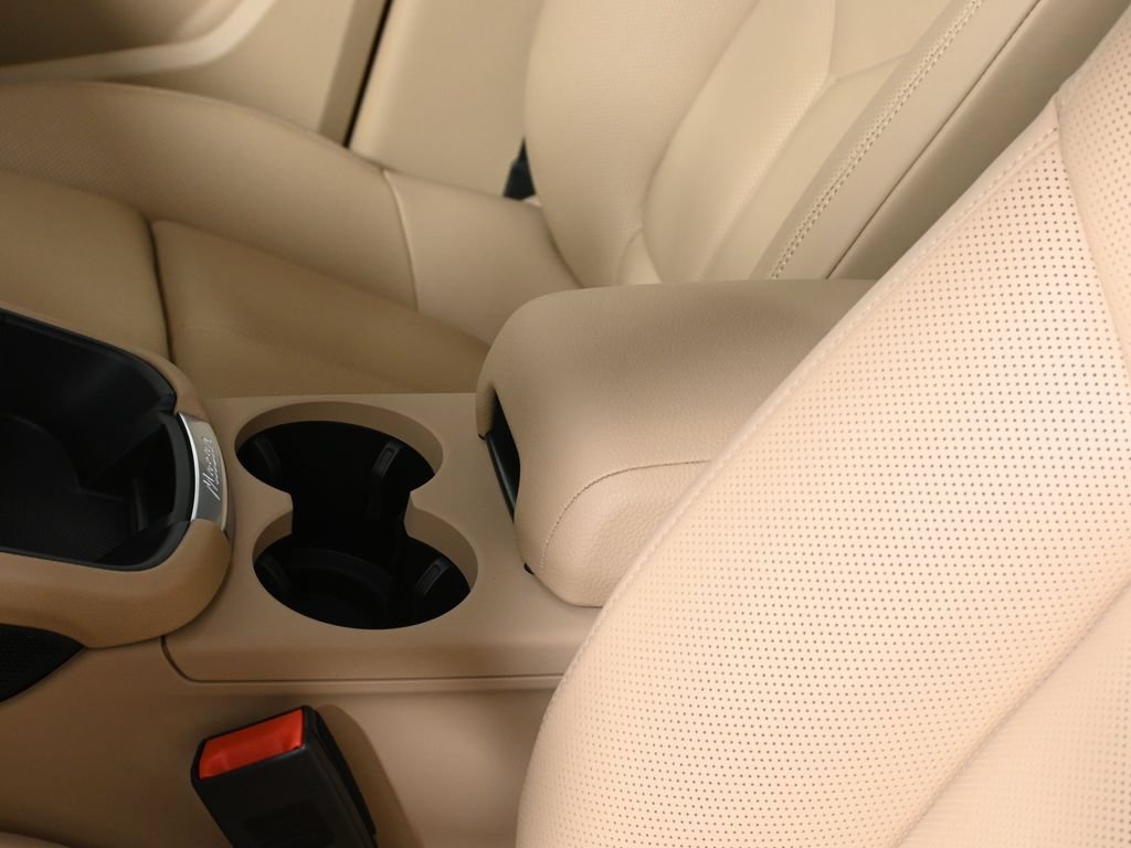 New 2026 Porsche Macan AWD/4WD image 29