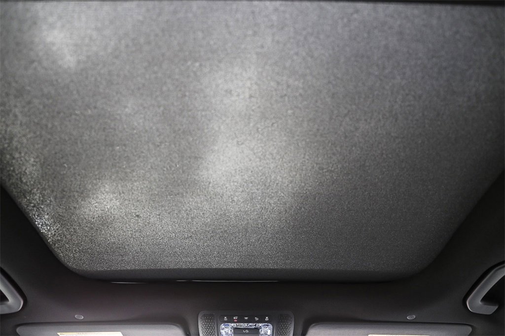 New 2025 Mercedes-Benz GLB 35 AMG 4MATIC image 20