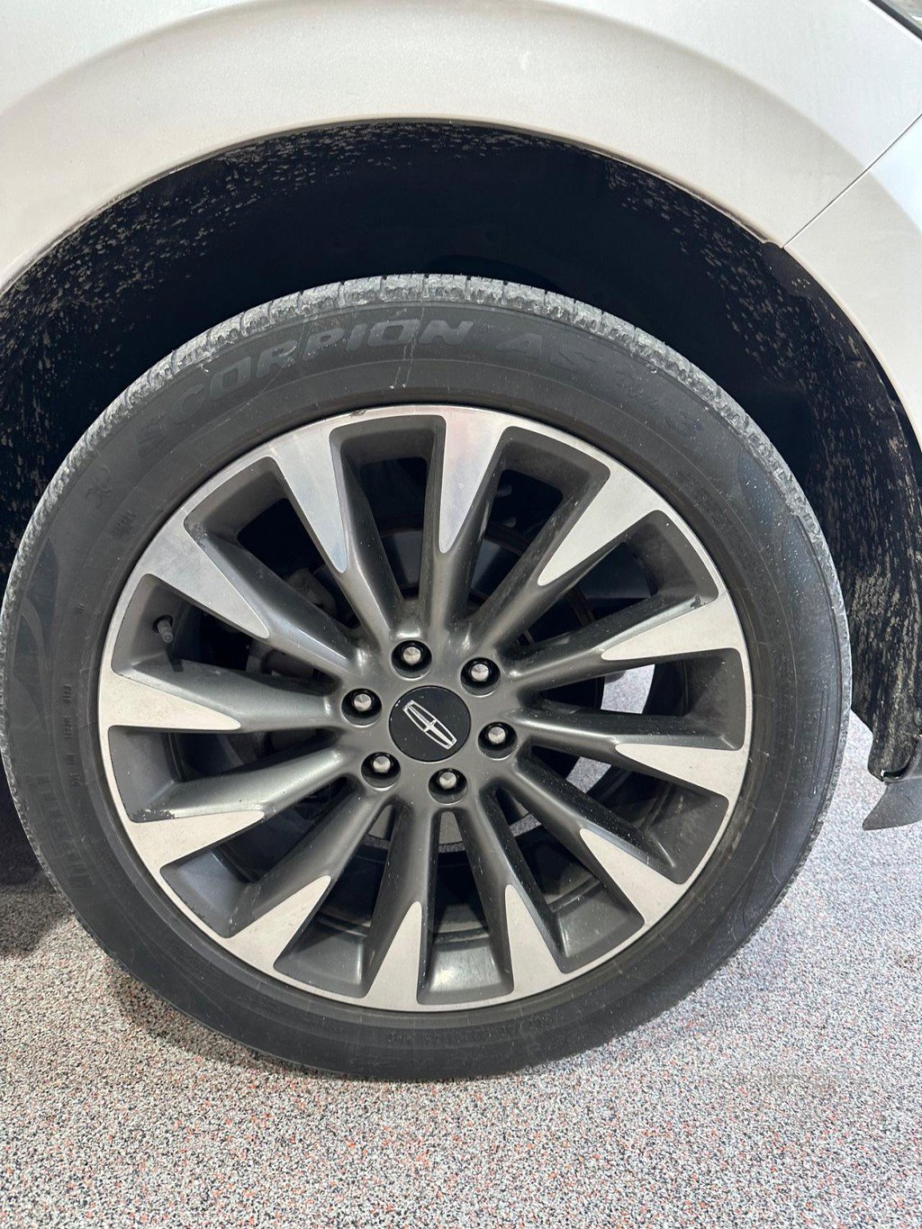 Used 2018 Lincoln Navigator Select w/ Technology Package image 20