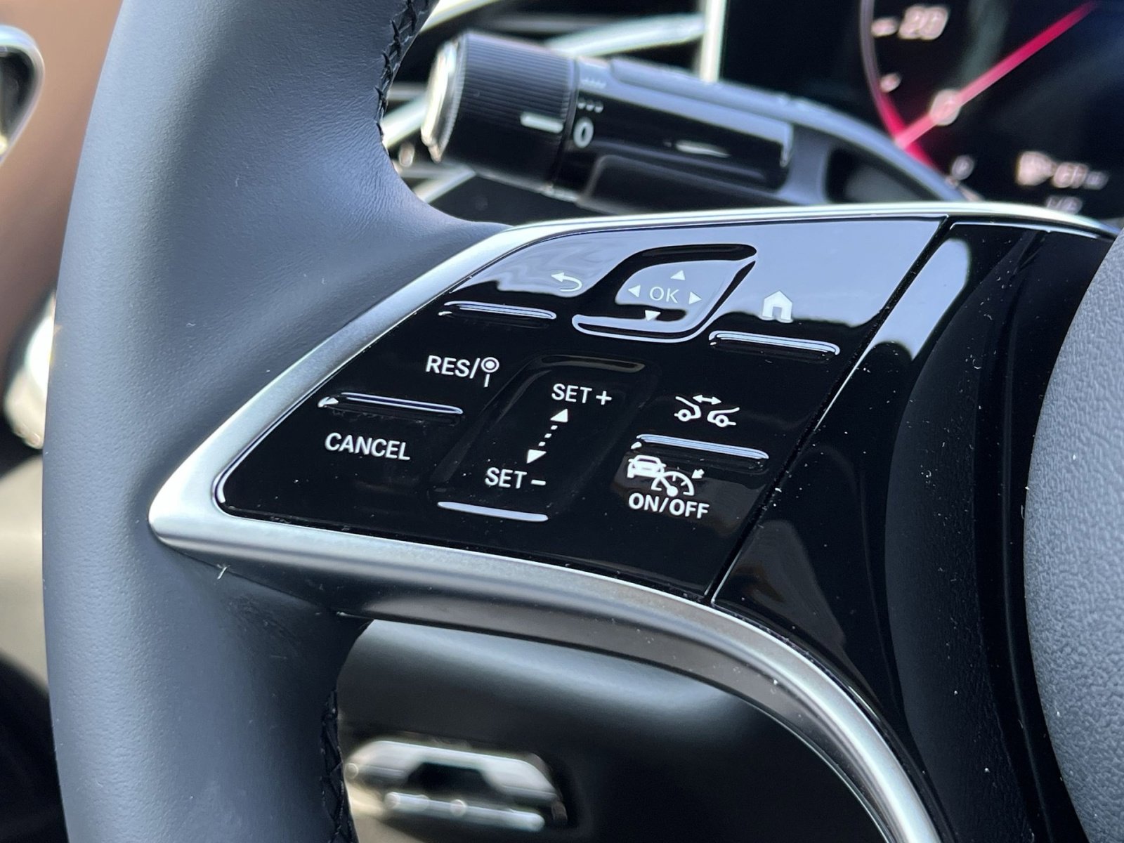 New 2026 Mercedes-Benz E 350 4MATIC Sedan image 30