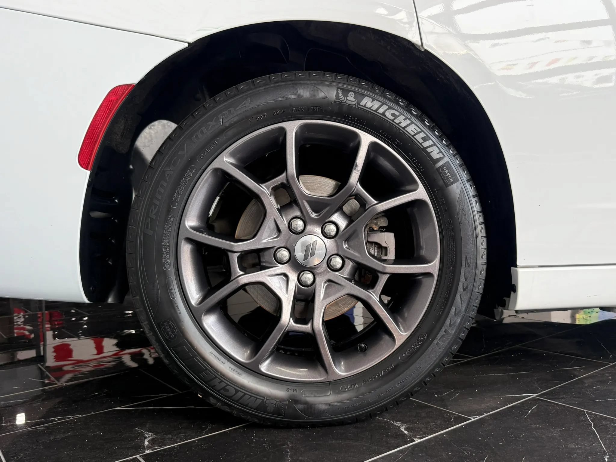 Used 2018 Dodge Charger GT AWD/4WD image 34
