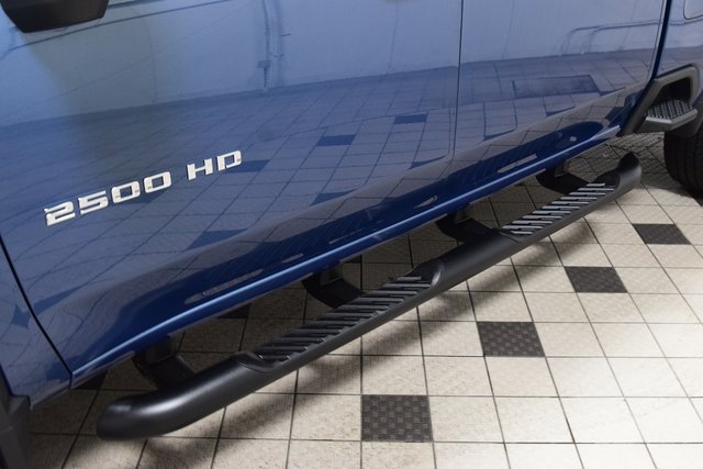 Used 2025 Chevrolet Silverado 2500 LT image 32