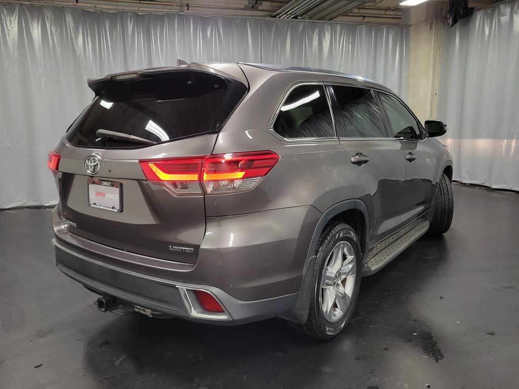 Used 2018 Toyota Highlander Limited image 8