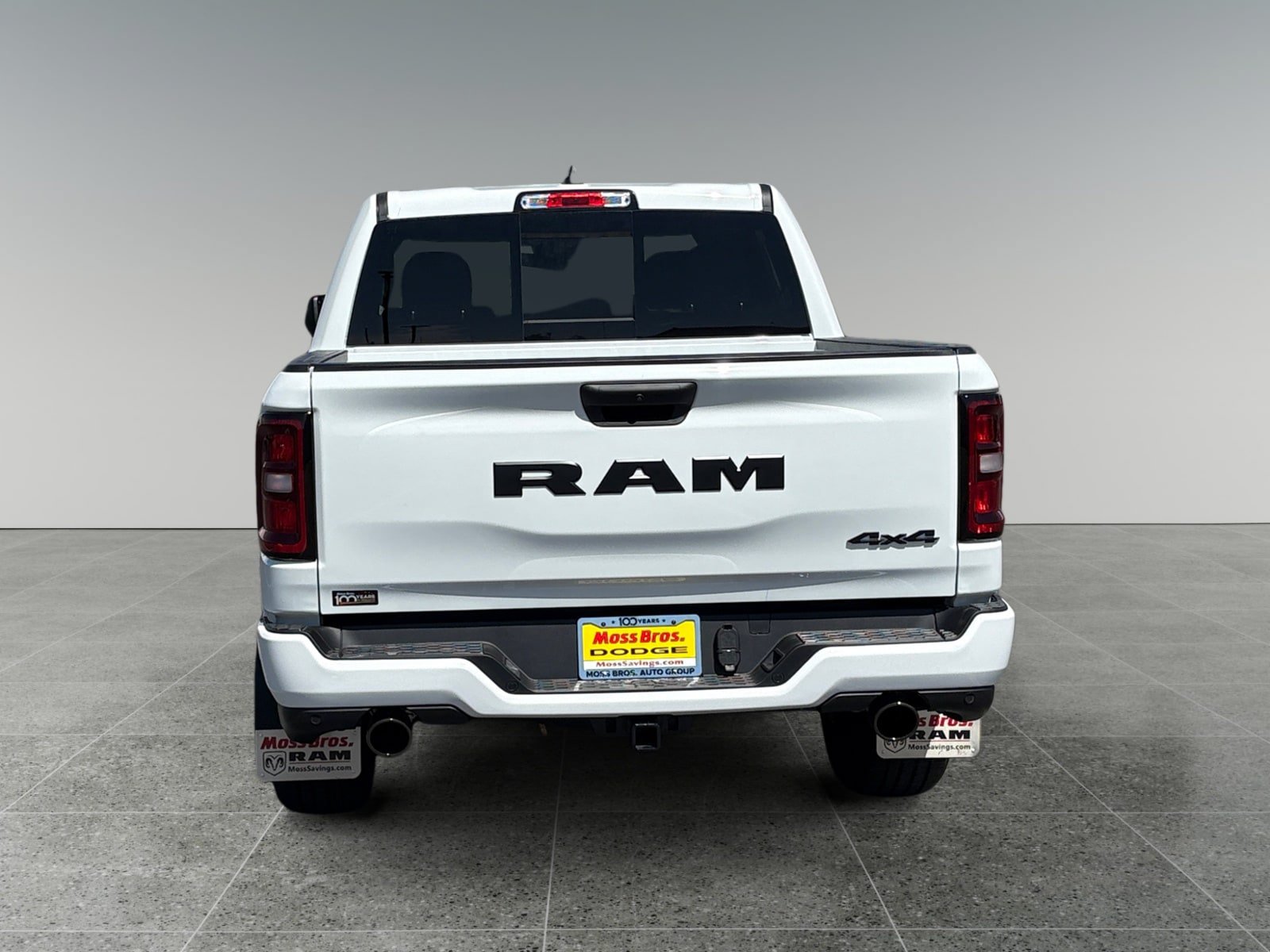 New 2026 RAM 1500 Express AWD/4WD image 4