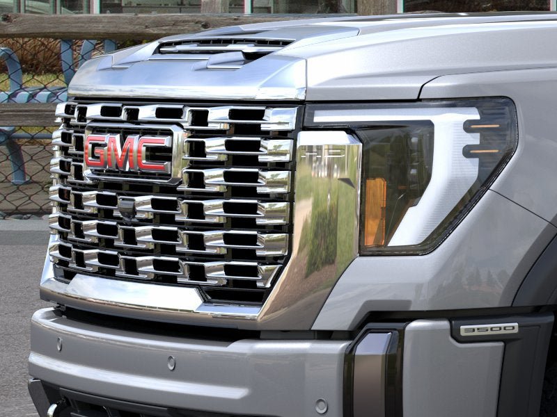 New 2026 GMC Sierra 3500 Denali w/ Denali Reserve Package AWD/4WD image 13