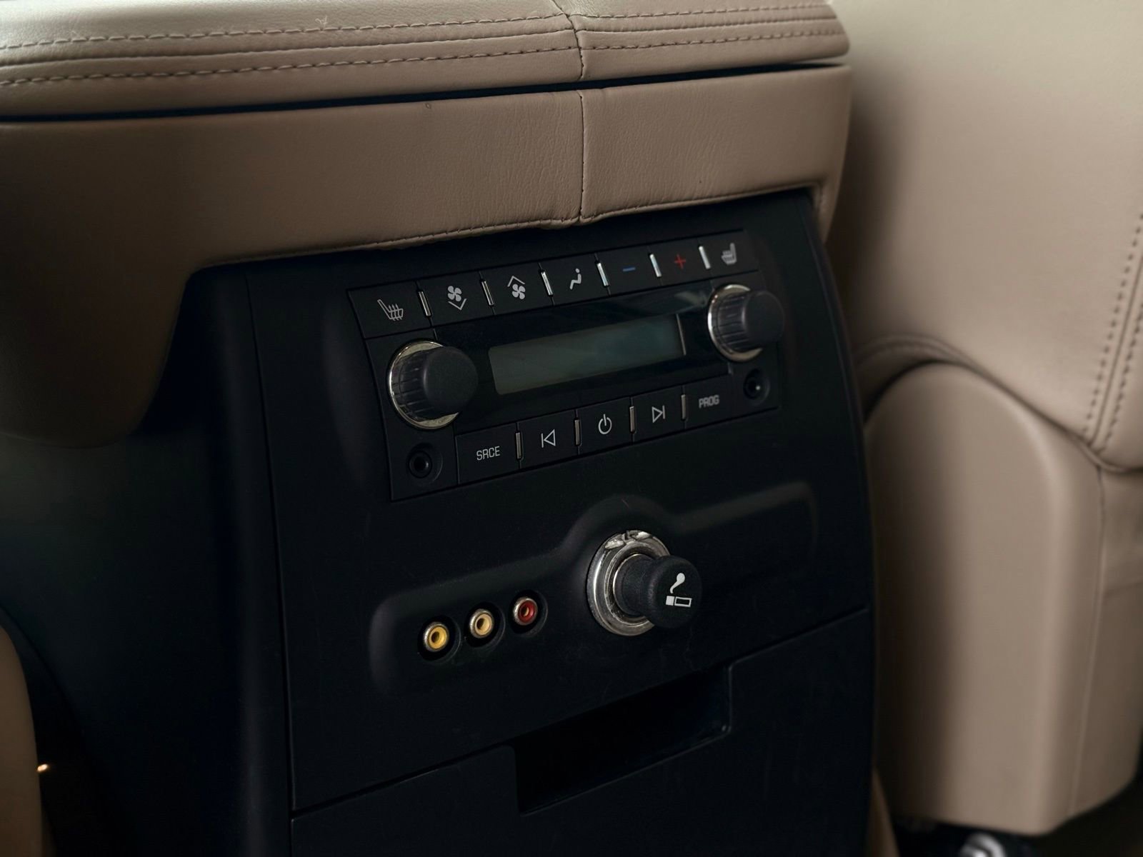 Used 2012 Cadillac Escalade ESV Luxury image 42