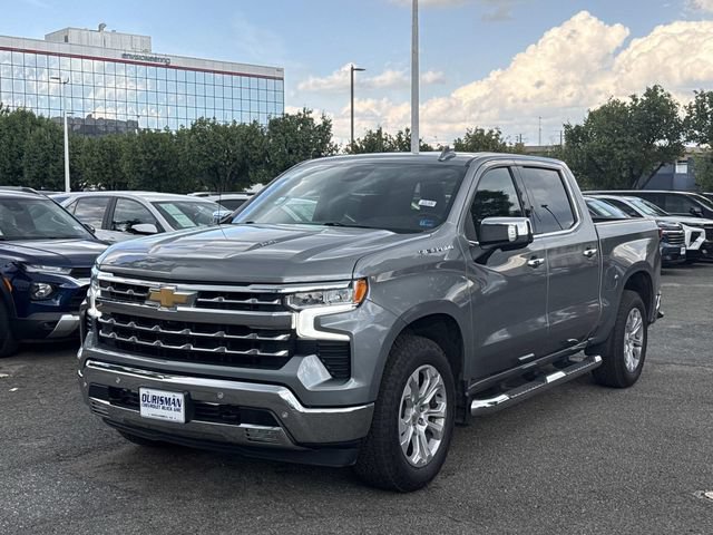 Used 2023 Chevrolet Silverado 1500 LTZ w/ LTZ Premium Package AWD/4WD image 5