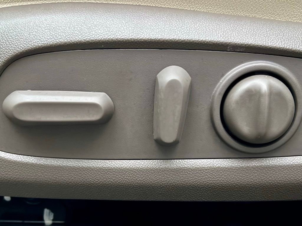 Used 2024 Chevrolet Malibu LT image 27