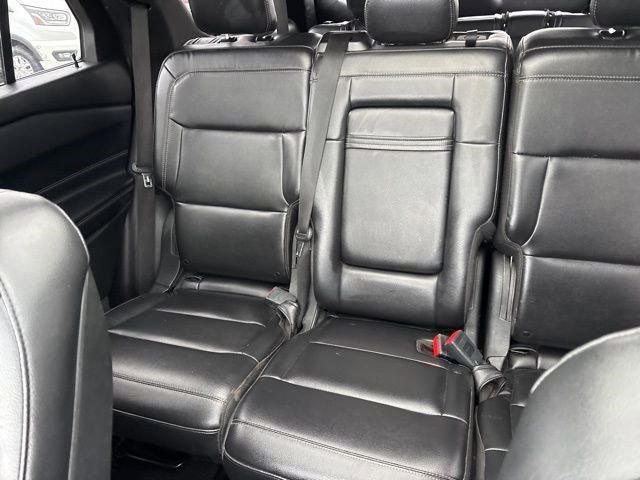 Used 2020 Ford Explorer XLT w/ Equipment Group 202A image 33