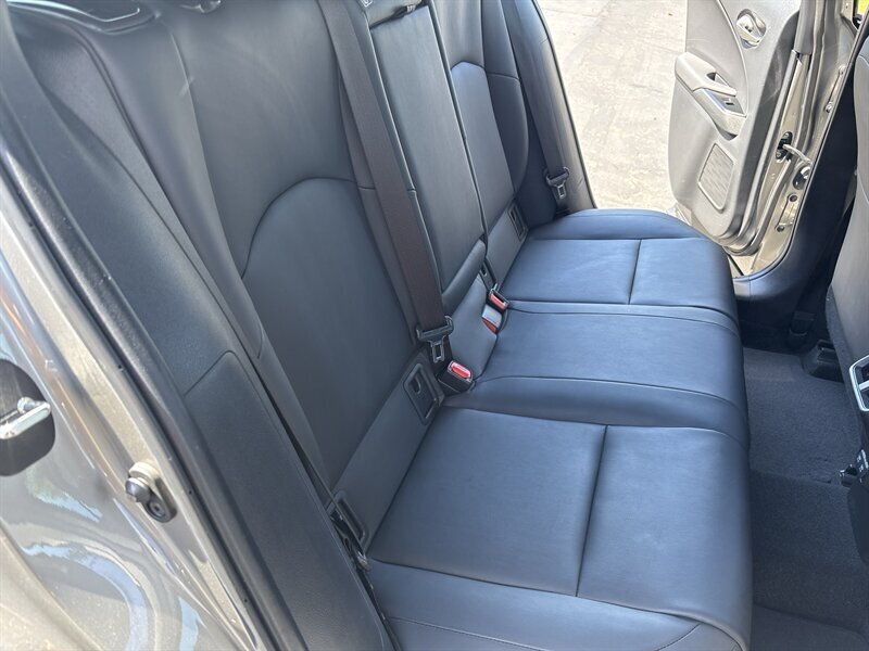 Used 2020 Lexus UX 200 w/ Accessory Package FWD image 33