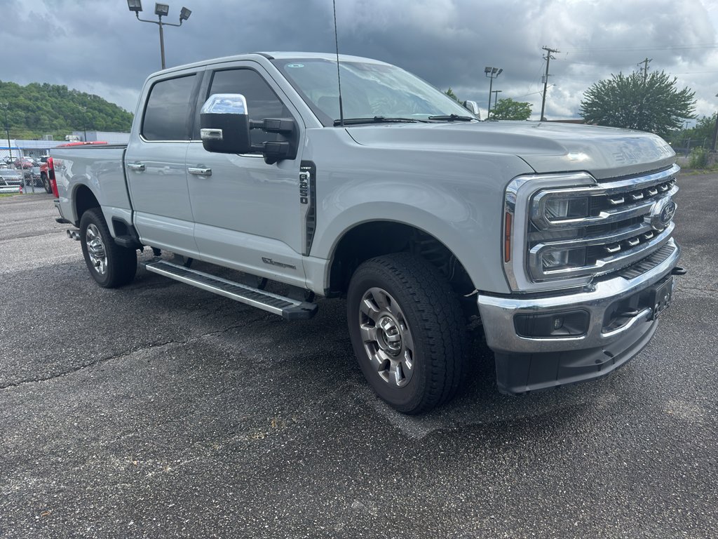 Used 2025 Ford F250 Lariat w/ Chrome Package AWD/4WD image 6