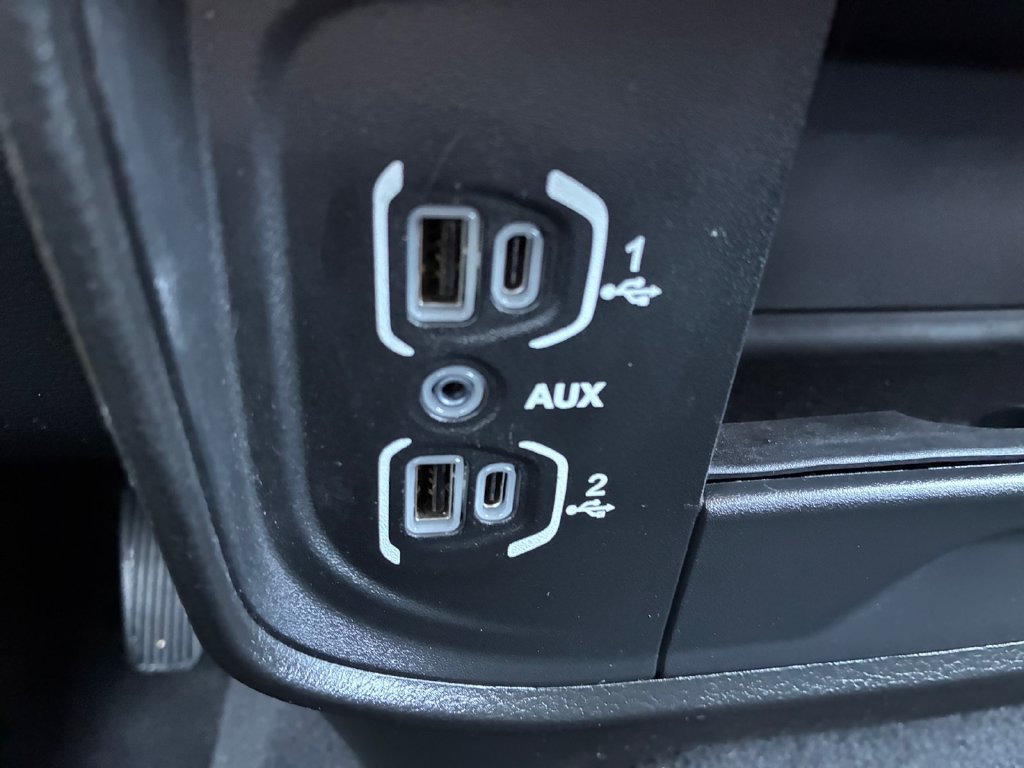 Used 2024 RAM 2500 Laramie AWD/4WD image 6