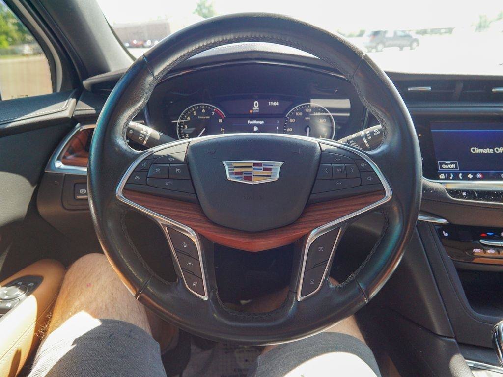 Used 2021 Cadillac XT5 Premium Luxury FWD image 22