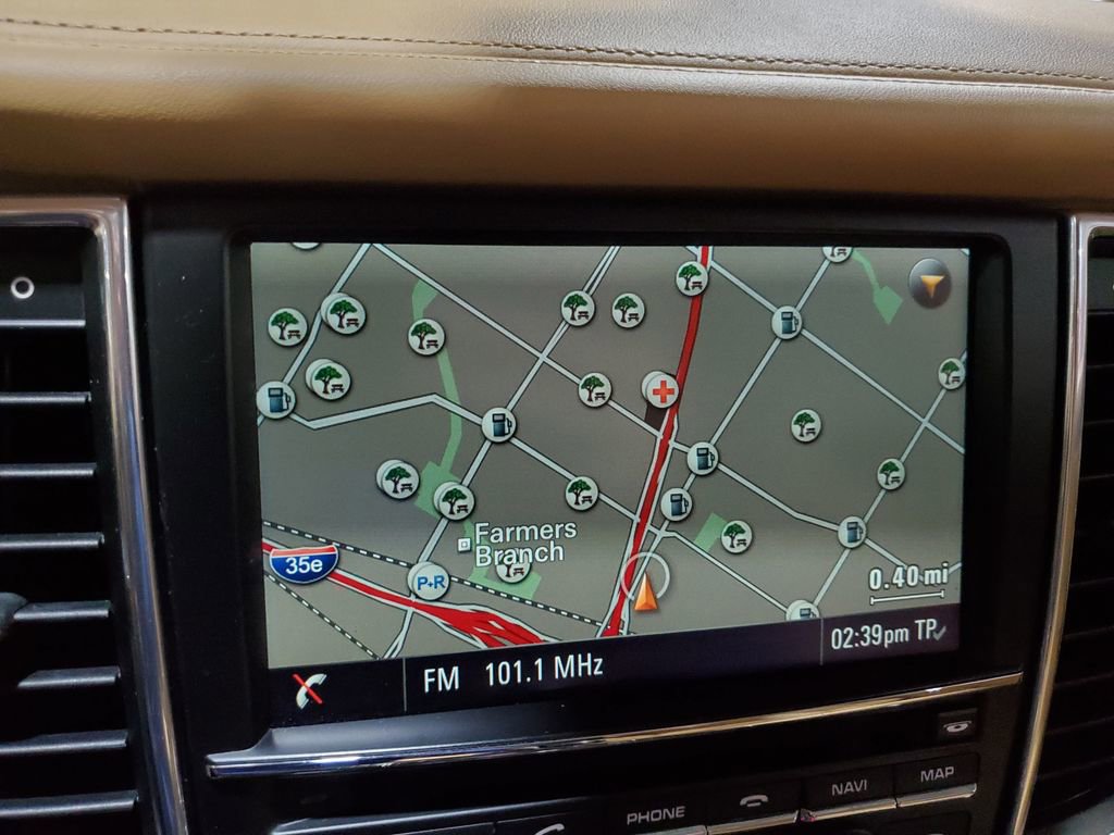 Used 2014 Porsche Panamera 4S Executive image 35