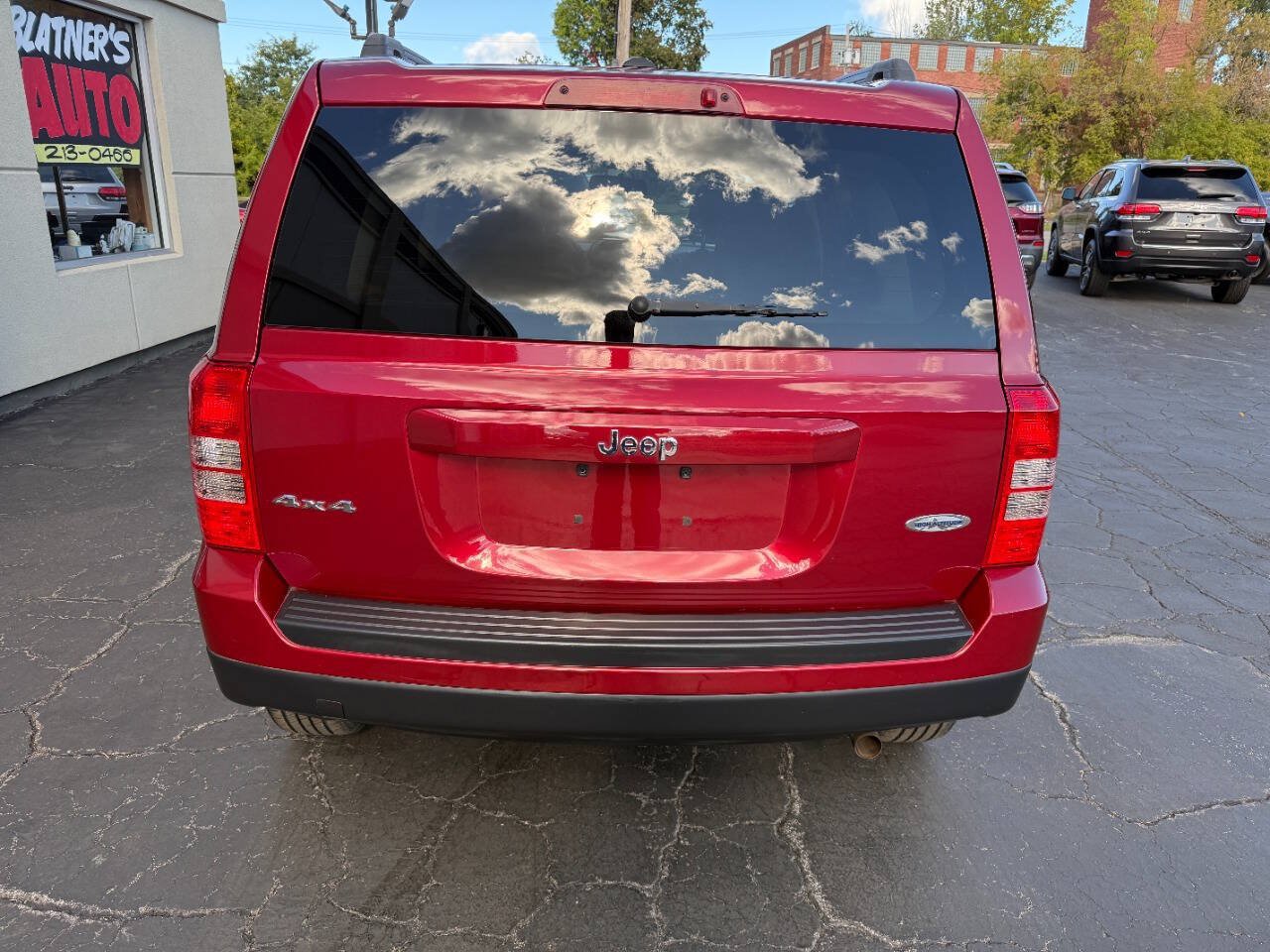 Used 2015 Jeep Patriot High Altitude AWD/4WD image 5