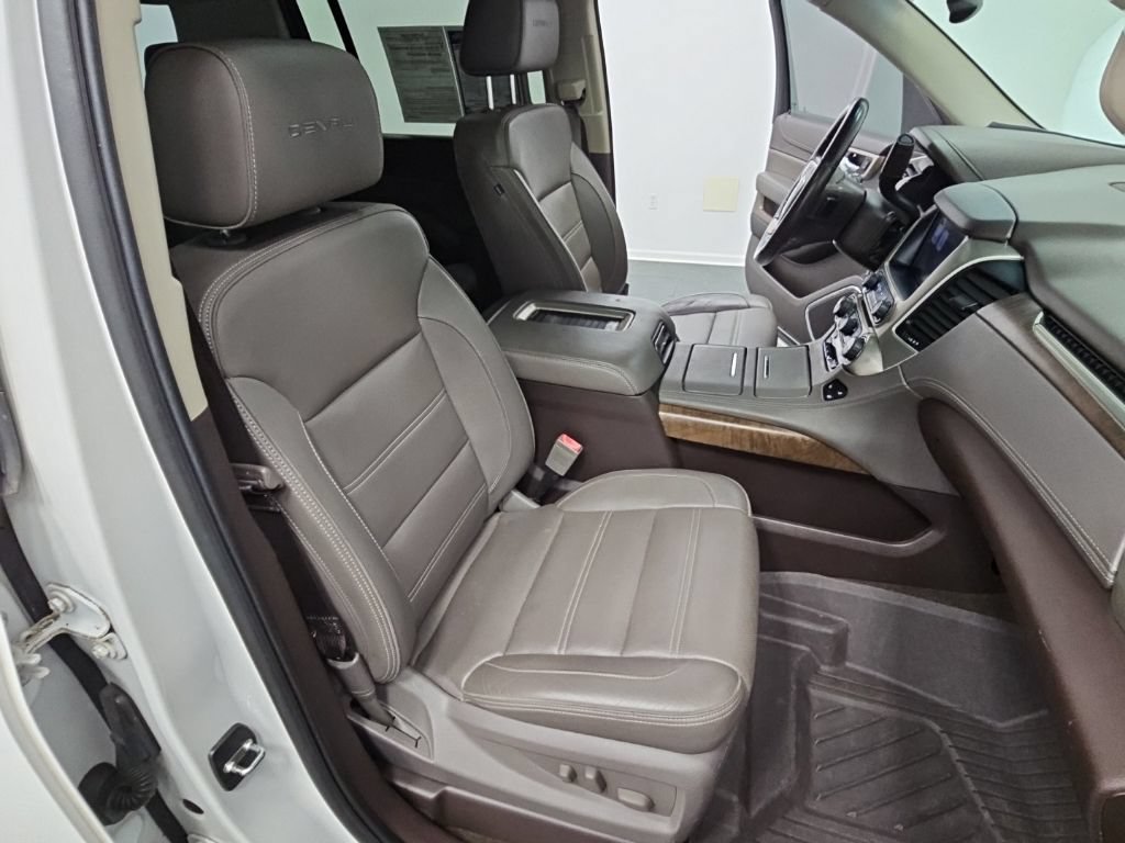 Used 2018 GMC Yukon XL Denali w/ Open Road Package AWD/4WD image 46
