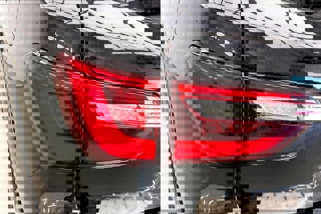 Used 2019 INFINITI QX80 Luxe w/ 22" Wheel Package AWD/4WD image 28