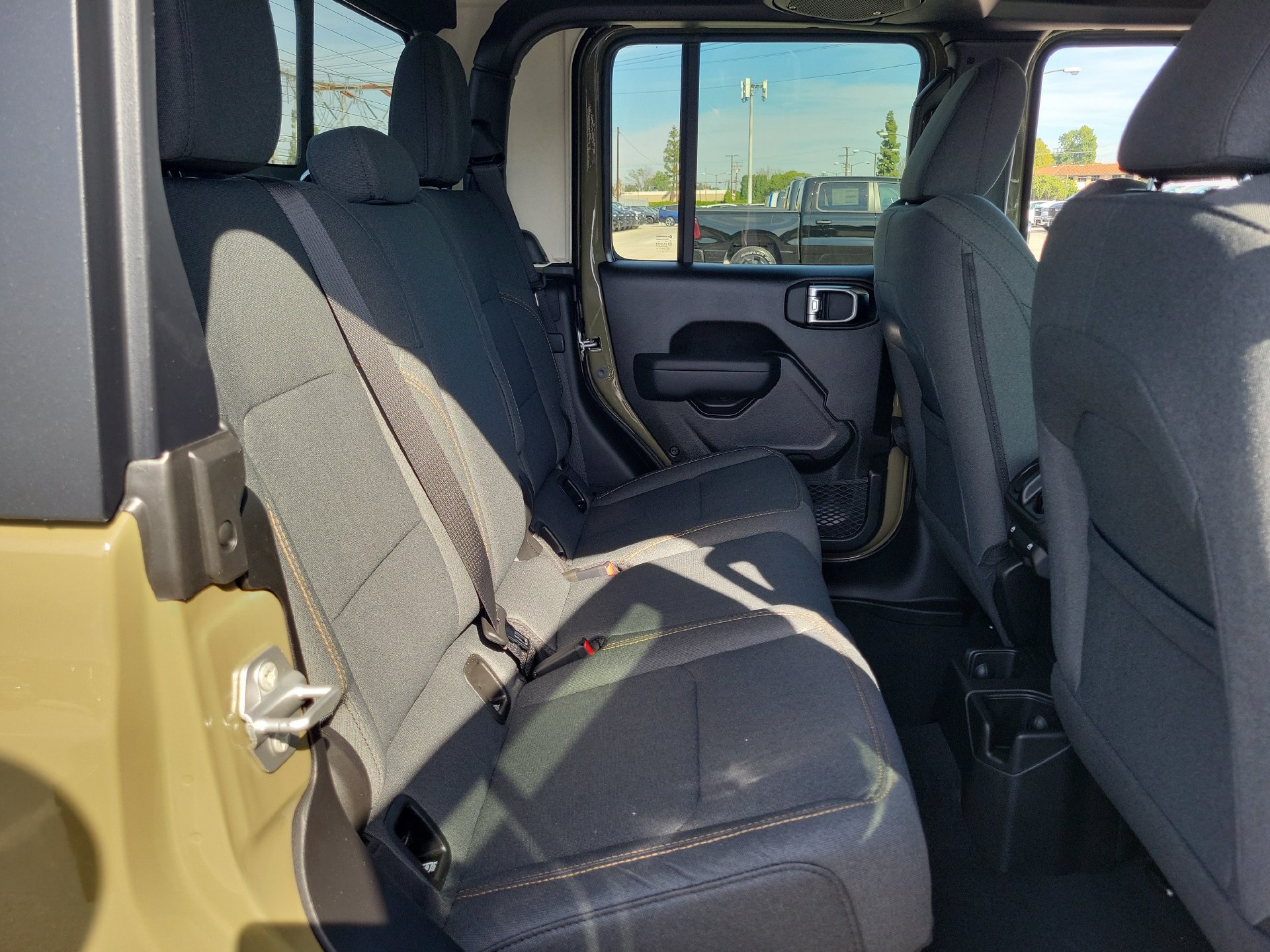 New 2026 Jeep Gladiator Sport AWD/4WD image 16